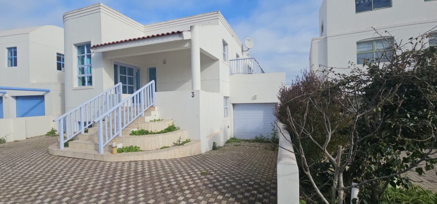 5 Bedroom Property for Sale in Paradise Beach Western Cape